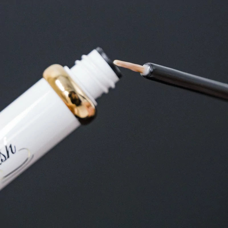 Skin Monarch Magic Lash Serum 7ml — precision applicator